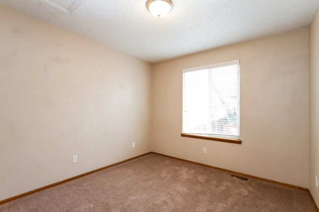 Foto del edificio - 10051 Shoshone Way