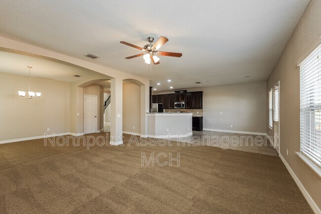 Foto del edificio - 12327 Fort Bliss