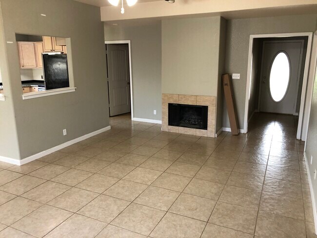 Foto del edificio - 230 Green Oaks Loop