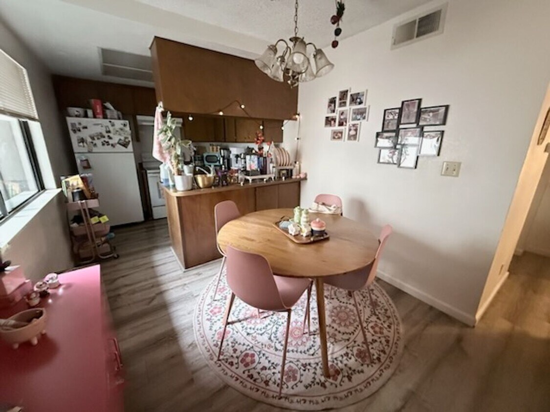 Foto principal - Wonderful secluded location in West Davis.