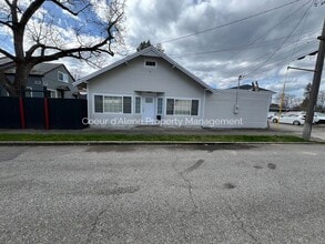 Building Photo - 609 Military Dr