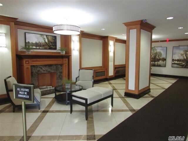 Foto del edificio - 118-18 Union Tpke