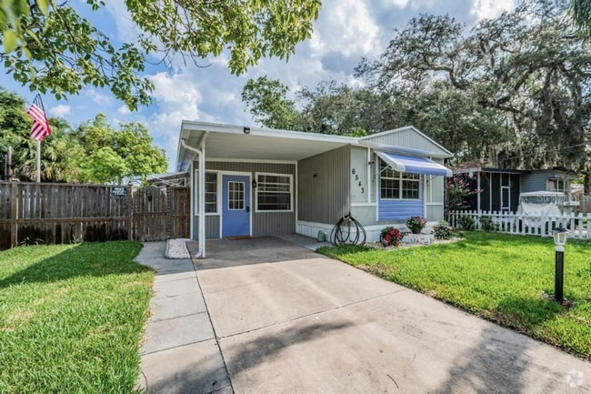 Building Photo - 6543 Celeste Ln