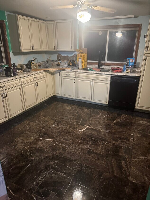 Foto del edificio - 636 Oakland Ave