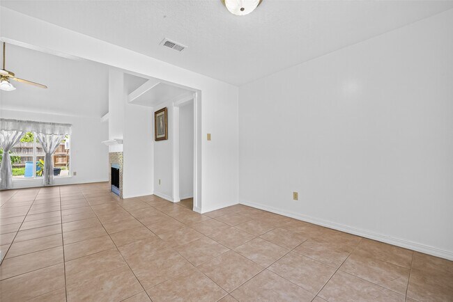Foto del edificio - 6510 Grand Haven Dr