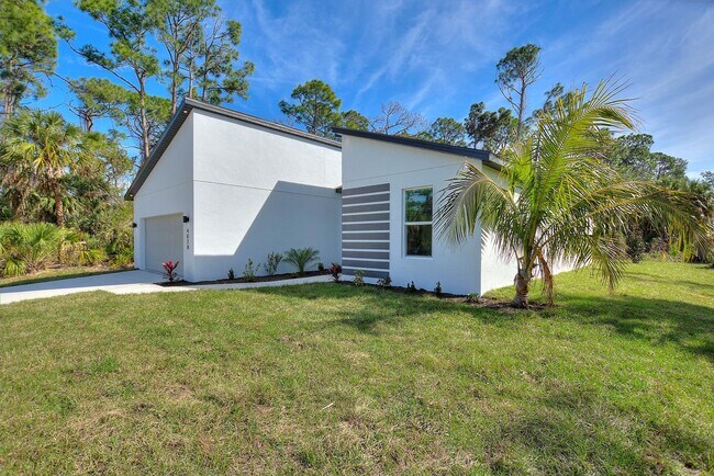 Foto del edificio - ONE MONTH FREE RENT! Modern, energy effici...
