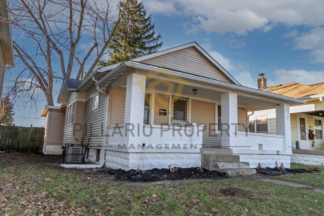 Charming 3-Bedroom Bungalow Near Garfield ... - Charming 3-Bedroom Bungalow Near Garfield ...