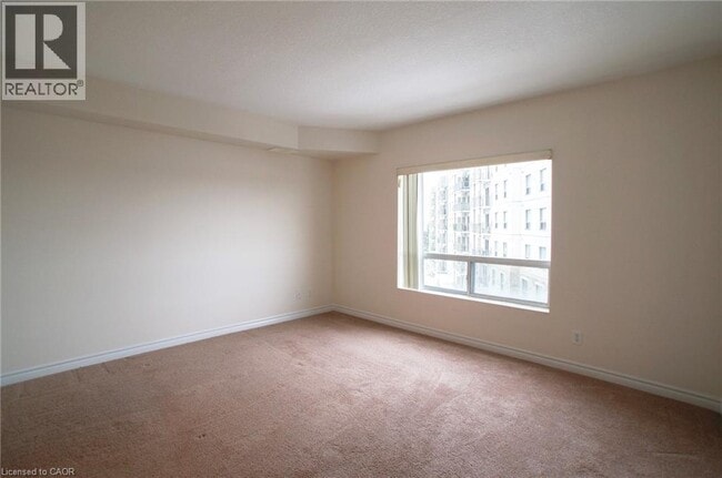 Photo du bâtiment - 237 Auburn Dr