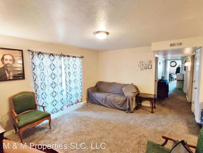 Building Photo - 3 br, 2 bath House - 61 W Ridge Rd