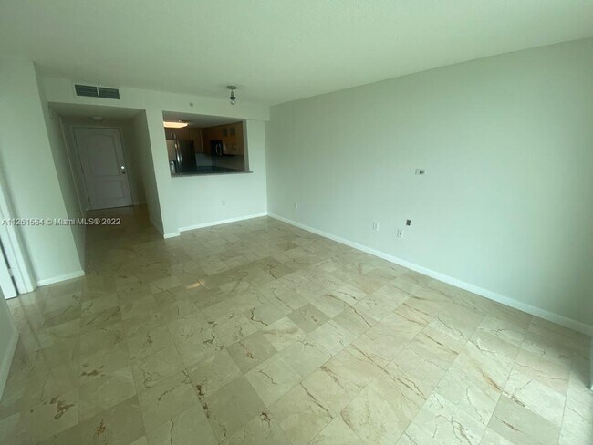Building Photo - 2101 Brickell Ave