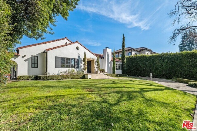 Foto del edificio - 514 Walden Dr