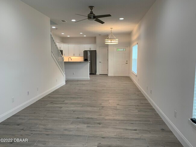 Building Photo - 3433 Gallia St