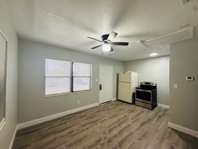 Foto del edificio - 1610 12th Ave S