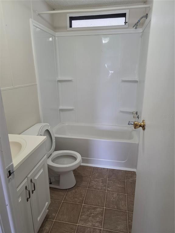 Building Photo - 9919 Scepter Ave