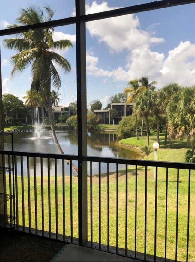 Building Photo - 8701 SW 30th St