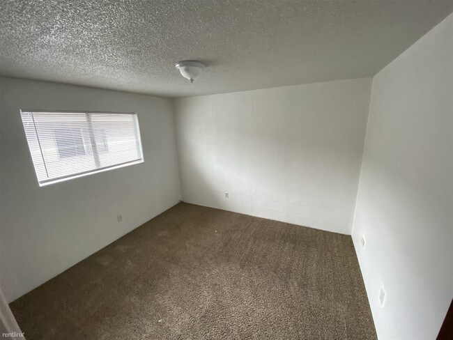 Foto del edificio - 2 br, 1 bath  - 920 I St Apt T Apt T