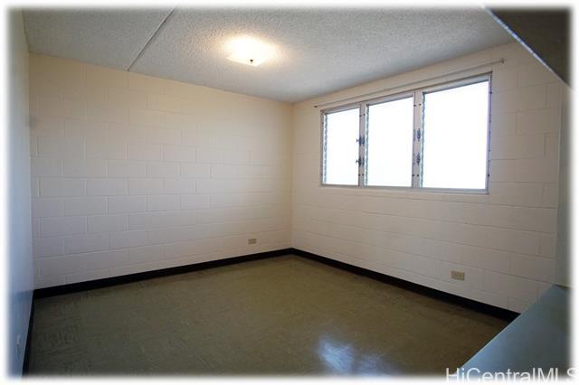 Building Photo - 1747 Pali Hwy