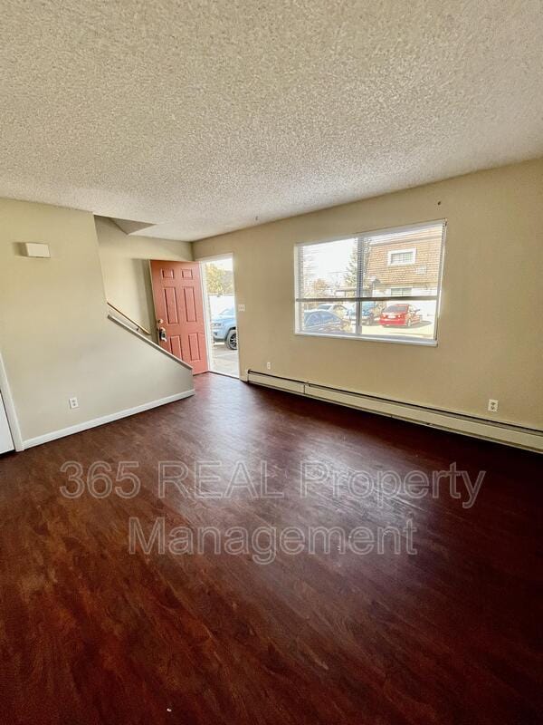 Building Photo - 709 37th Ave