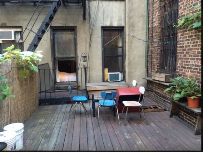 Building Photo - 40 Ludlow St