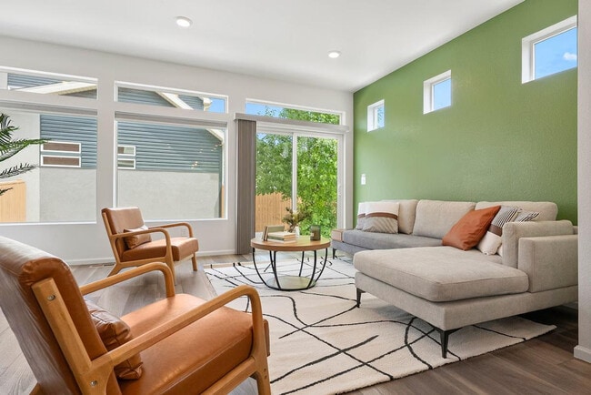 Foto del edificio - 10280 Yampa St