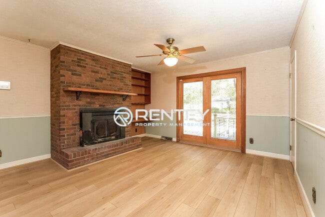 Foto del edificio - 260 Stewart Rd SE