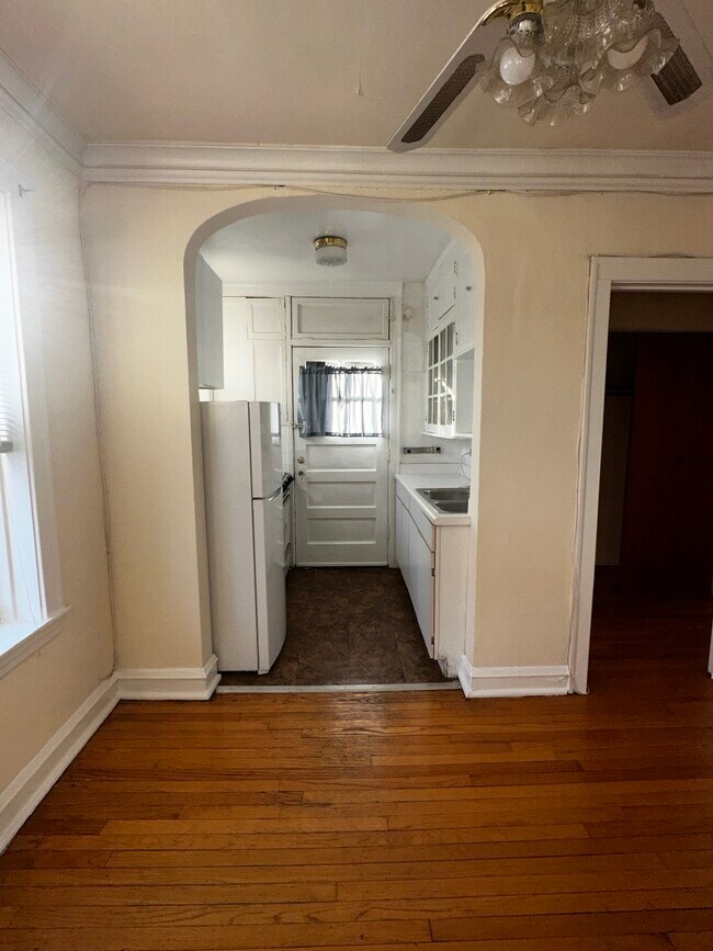 Foto del edificio - 4437 N Wolcott Ave