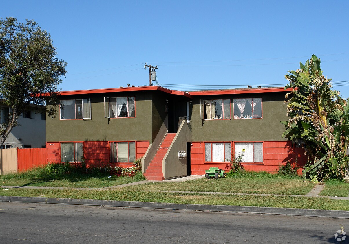 Foto principal - 2606 S Rosewood Ave