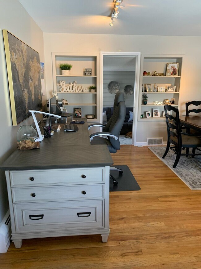 Foto del edificio - 2780 S Cook St