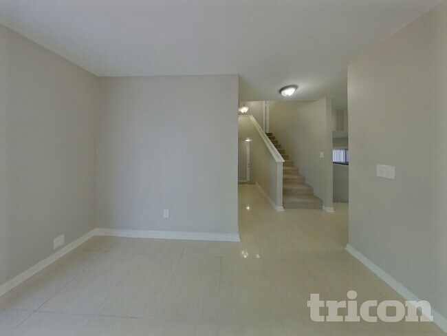 Foto del edificio - 7302 Barry Rd