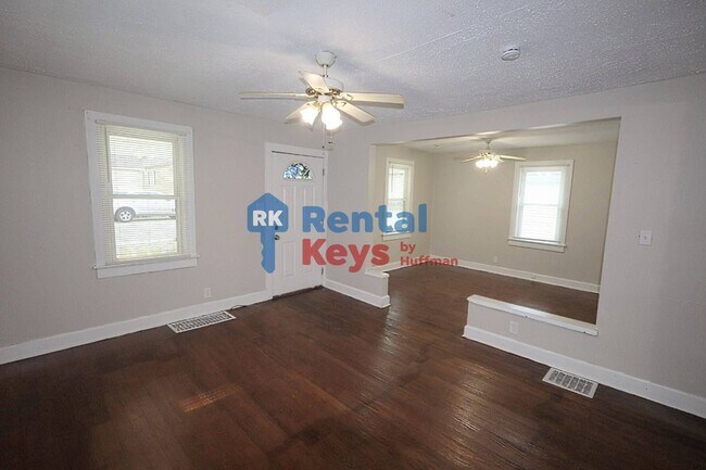 Building Photo - Two Bedroom House | Westside