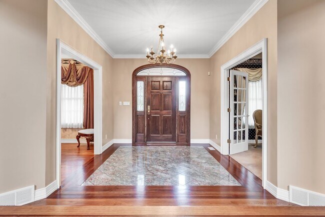 Building Photo - Private Home in Cape Girardeau