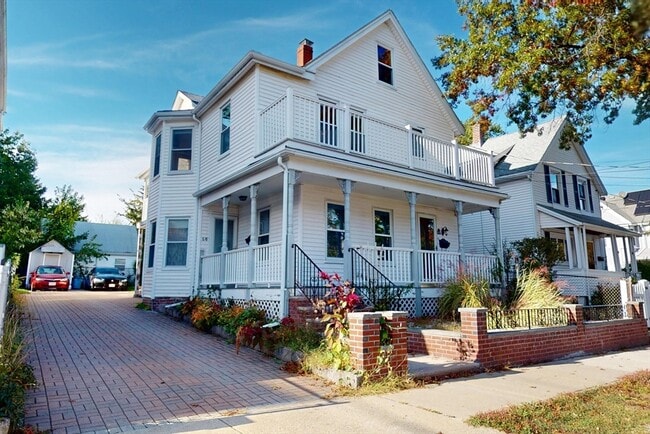 Building Photo - 58 Teel St