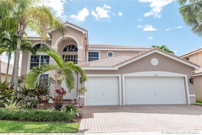 Building Photo - 3550 SW 177th Ave