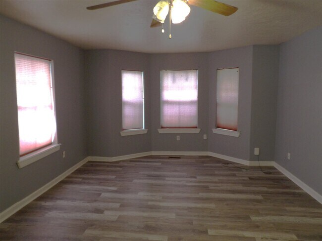 Foto del edificio - 1515 NW Arlington Ave