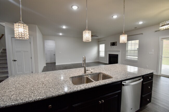 Building Photo - 7111 Waterwheel St SW