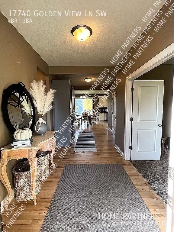 Building Photo - Rent to Own Large Home with $30,000 Down -...