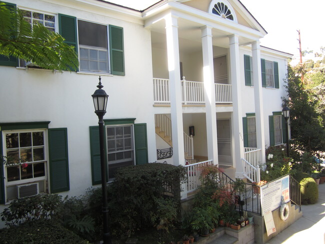 Foto del edificio - 4024-4028 Los Feliz Blvd