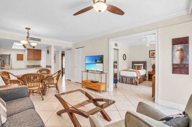 Foto del edificio - 600 Neapolitan Way