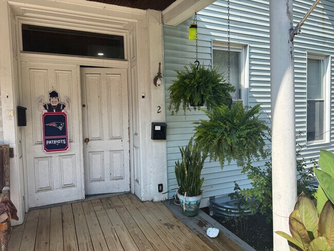Foto del edificio - 2 Linden Ave