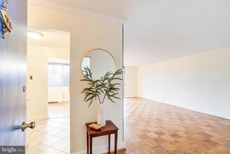 Building Photo - 4343 Cherry Hill Rd