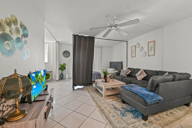 Foto del edificio - 5700 NW 2nd Ave