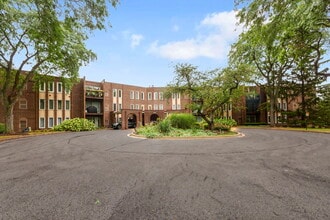 Building Photo - 1450 Sandpebble Dr