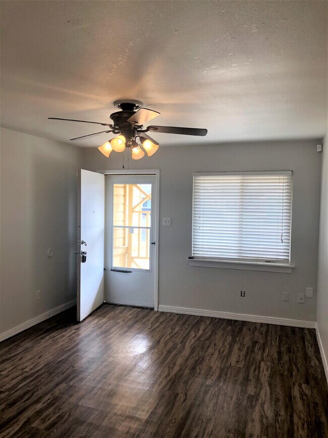 Foto del edificio - 4006 36th St