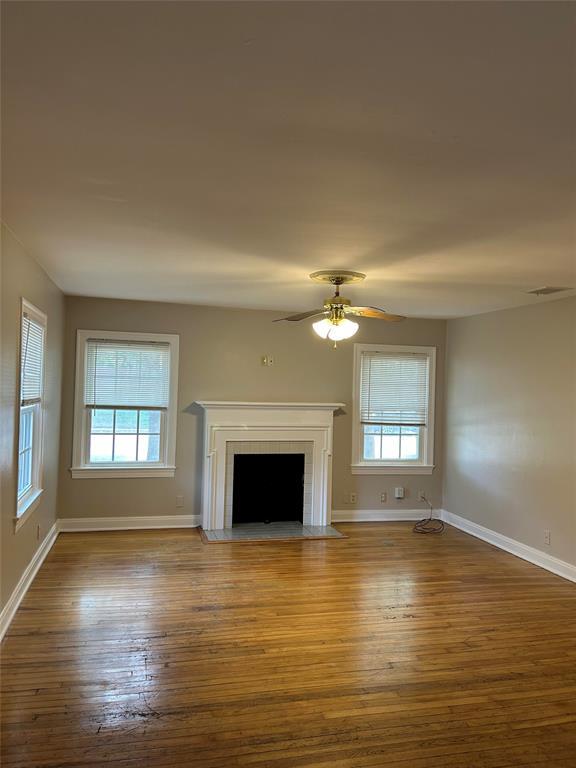 Building Photo - 1205 W 40th St