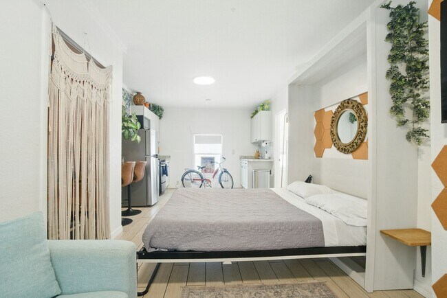 Foto del edificio - 714 Grove St N