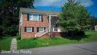Primary Photo - 202 S Hill St