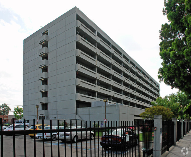 Foto del edificio - Fresno Silvercrest