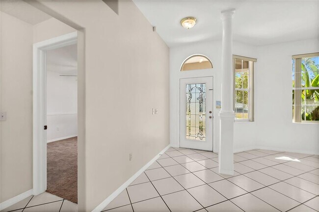 Building Photo - 45 Barkwood Ln
