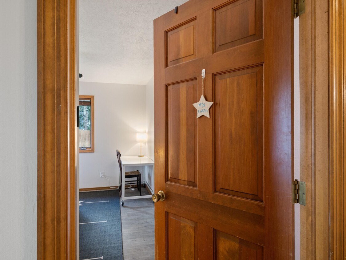 Foto principal - 1711 W Koch St