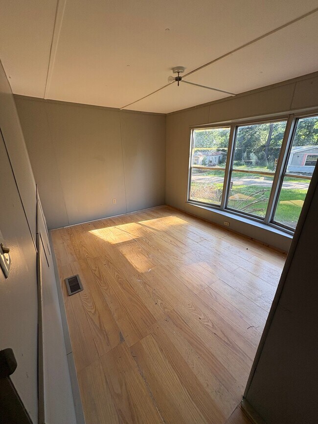 Foto del edificio - 139 Landing Ln